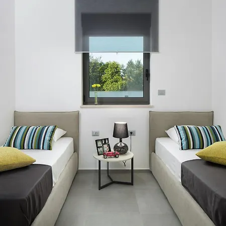 Luxury With Private Pool 100 M From The And Close To Pula Fazana